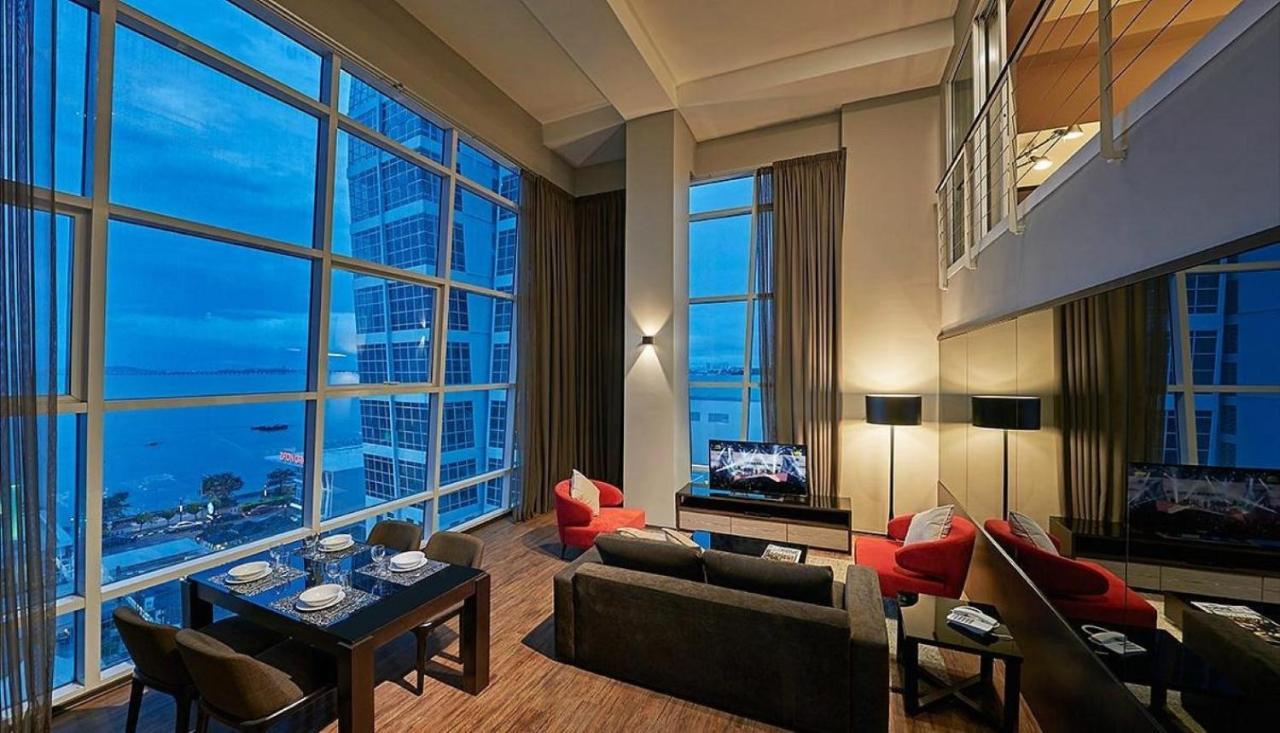 Maritime Luxury Suites George Town Exterior photo